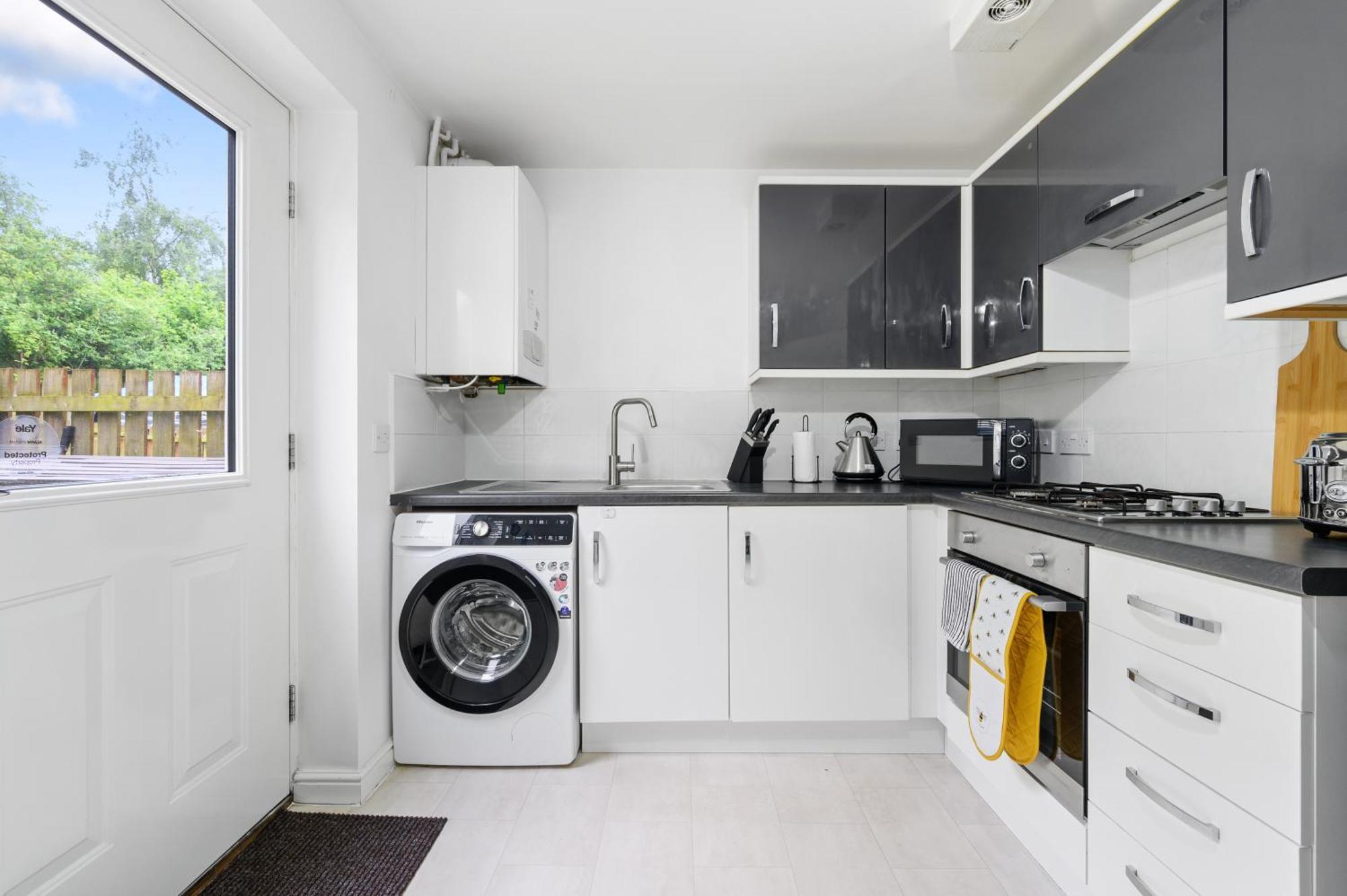 מנצ'סטר Comfy Stay 6Mins To Coop Live Arena, Etihad Stadium & City Centre With Wifi & Free Private Parking מראה חיצוני תמונה